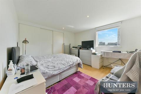 Flat 15, Francis House Pump House Crescent, Brentford, TW8 0HL