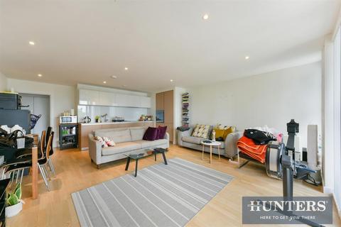 Flat 15, Francis House Pump House Crescent, Brentford, TW8 0HL