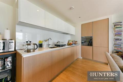 Flat 15, Francis House Pump House Crescent, Brentford, TW8 0HL