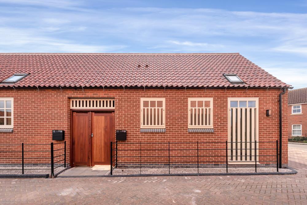 Plot 4, Ash Tree Way, Bassingham, Lincoln 2 bed link detached house for
