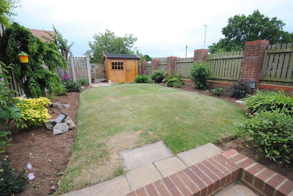 2cliffordwaygarden2.JPG