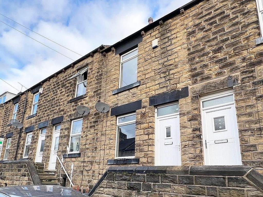 James Street, Worsbrough Dale, Barnsley 2 bed terraced house £625 pcm (£144 pw)