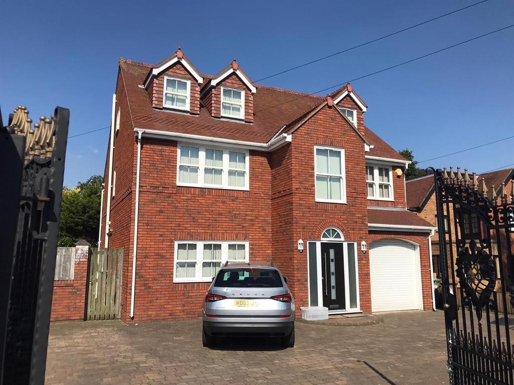 Brooklands Road, Eccleston, St.... 6 bed detached house £2,000 pcm (£