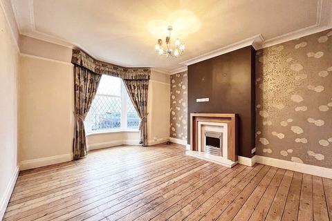 4 bedroom terraced house for sale - Longman Road, Barnsley