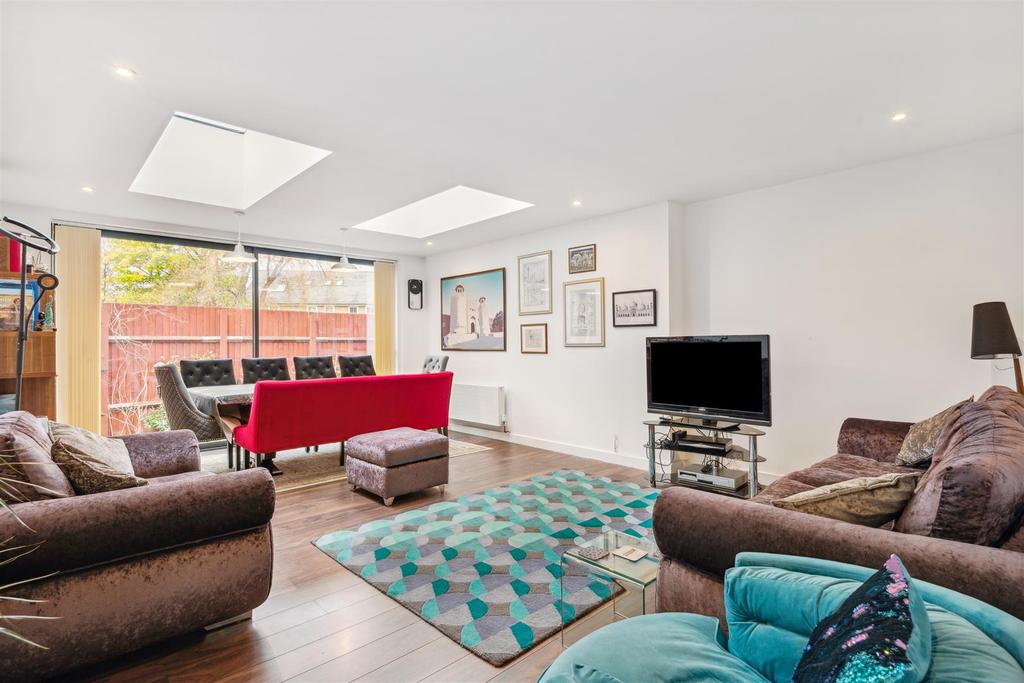 Kirton Close, London 3 bed terraced house for sale £950,000