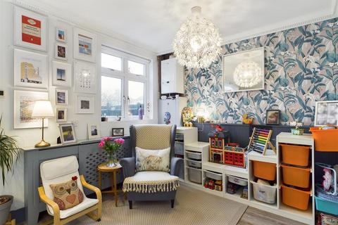 256 Limpsfield Road, South Croydon, CR2 9DD