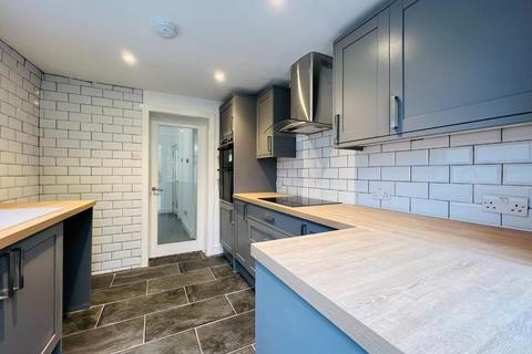 169 Dover Road, Folkestone, CT19 6NG