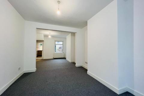 169 Dover Road, Folkestone, CT19 6NG
