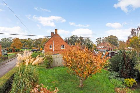 44 Bulbery, Abbotts Ann, Andover, SP11 7BN