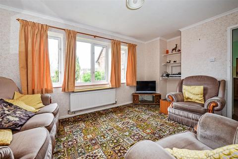 44 Bulbery, Abbotts Ann, Andover, SP11 7BN