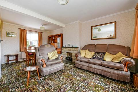 44 Bulbery, Abbotts Ann, Andover, SP11 7BN