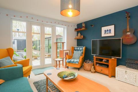 67 Carrick Drive, Thornbury, Bradford, BD3 7FD