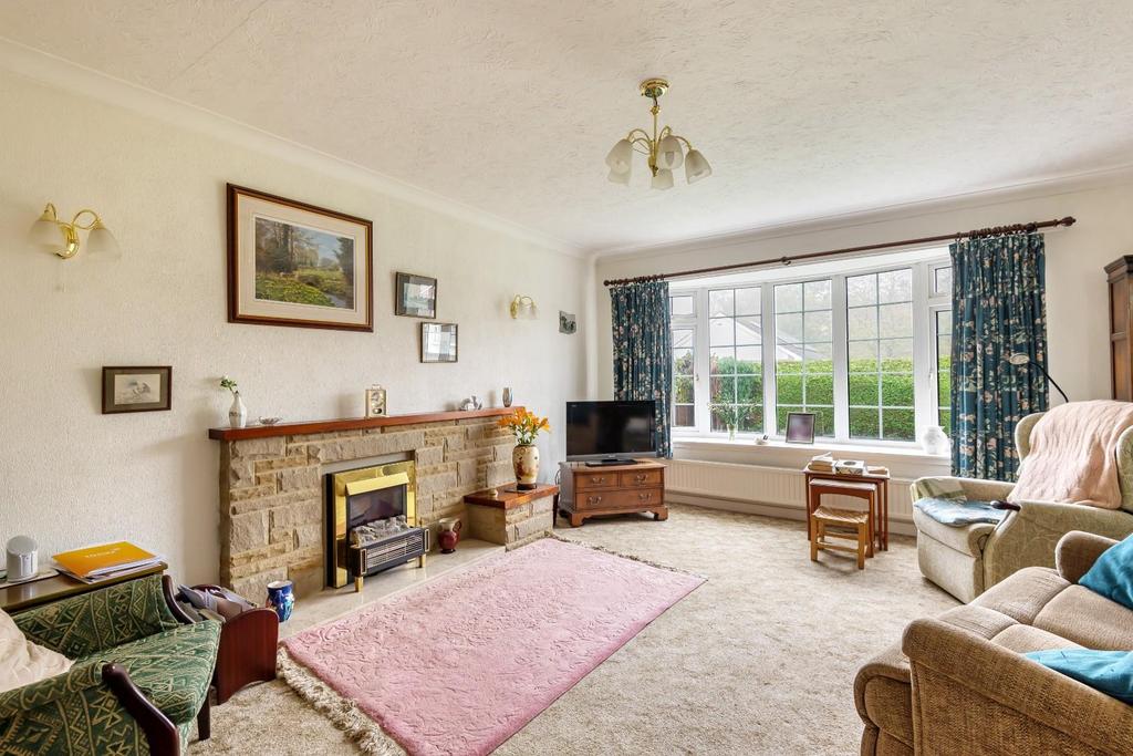 Saddlers Way, Long Marston, York 3 bed house £325,000