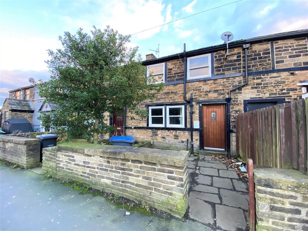 Highgate Road, Queensbury, Bradford 2 bed terraced house £600 pcm (£