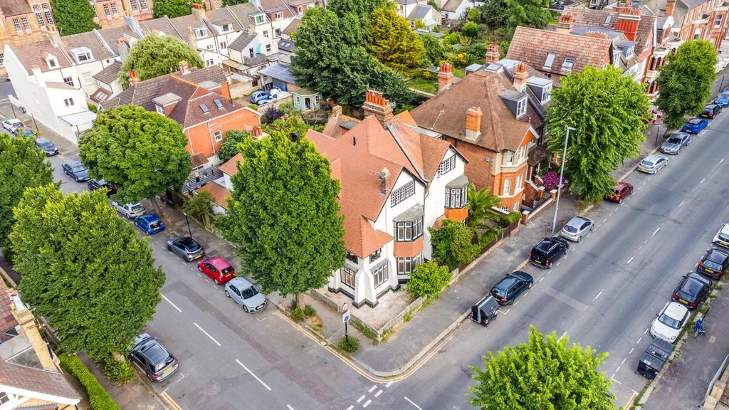 Sackville Road, Hove 1 bed apartment for sale £275,000