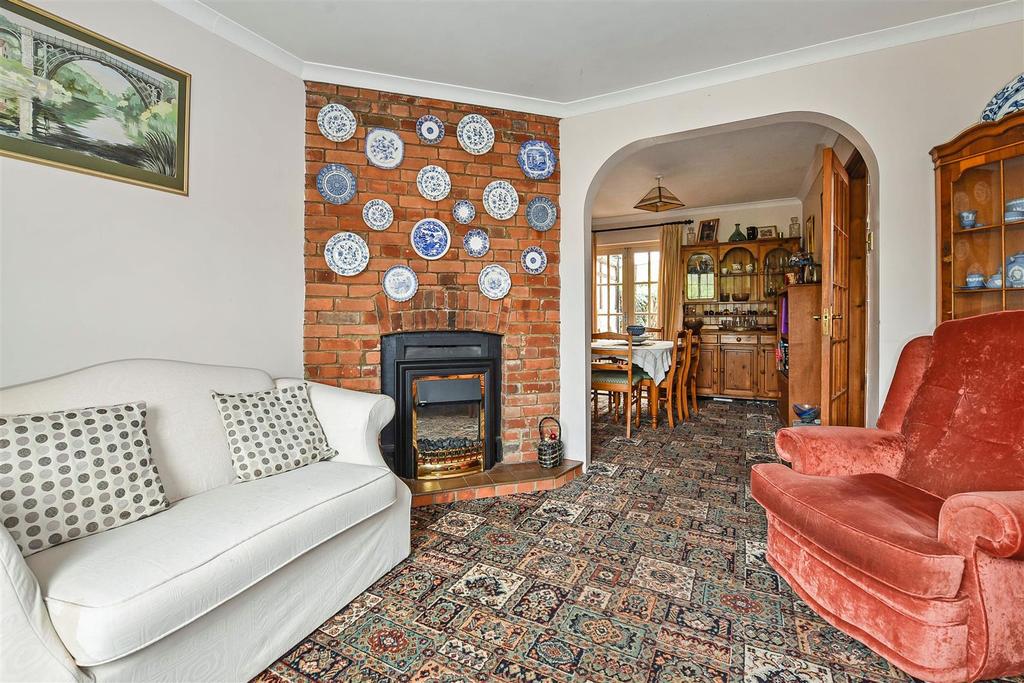 Waterloo Terrace, Anna Valley, Andover 3 bed end of terrace house for