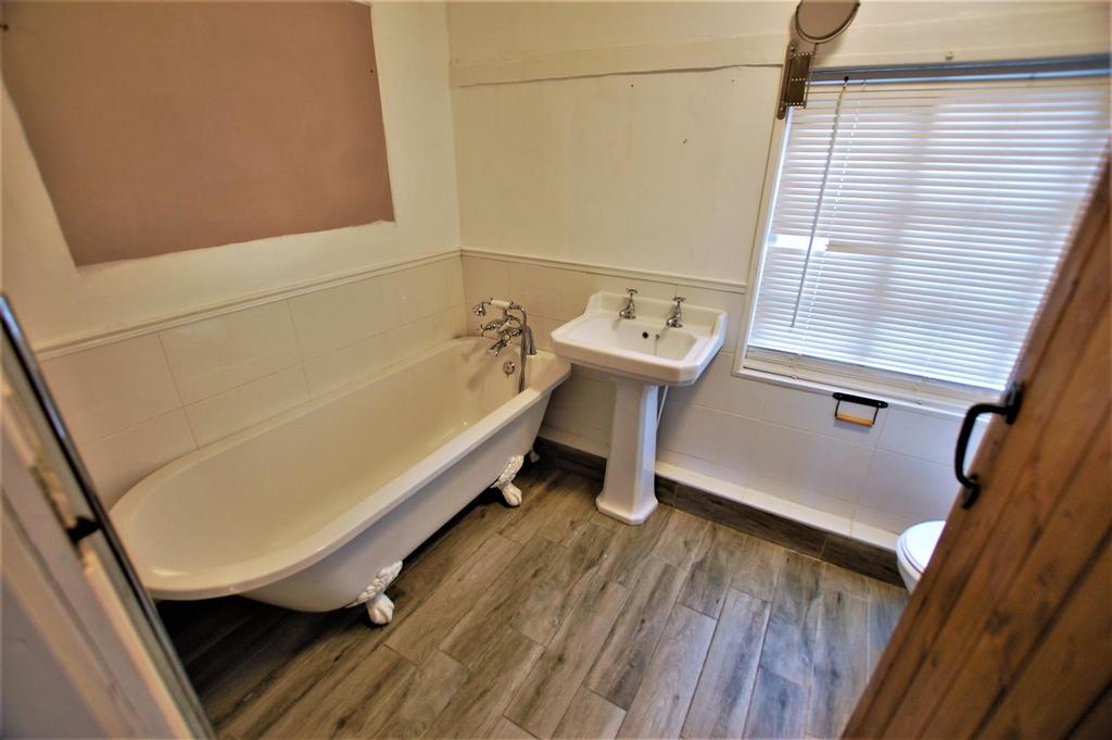 Refitted Four piece Bathroom