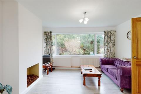 3 bedroom semi-detached bungalow for sale - Nettlefield, Kennington, Ashford