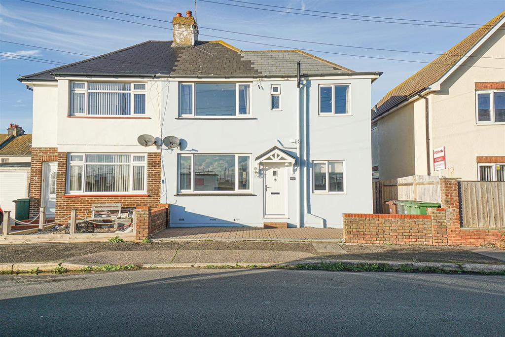 Cliftonville Road, St. LeonardsOnSea 4 bed semidetached house for