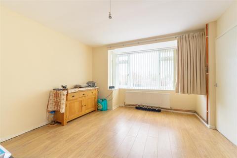 49 Alexander Crescent, Oakham, LE15 6LA