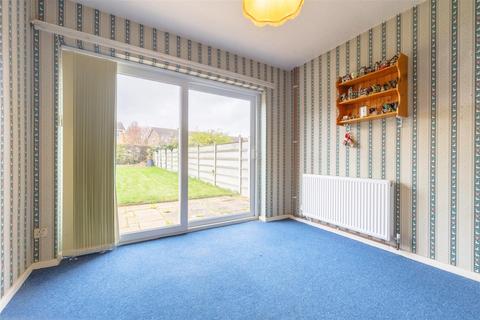 49 Alexander Crescent, Oakham, LE15 6LA