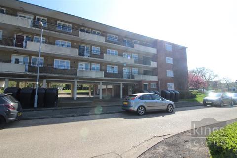 1 bedroom flat to rent - Tanys Dell, Harlow