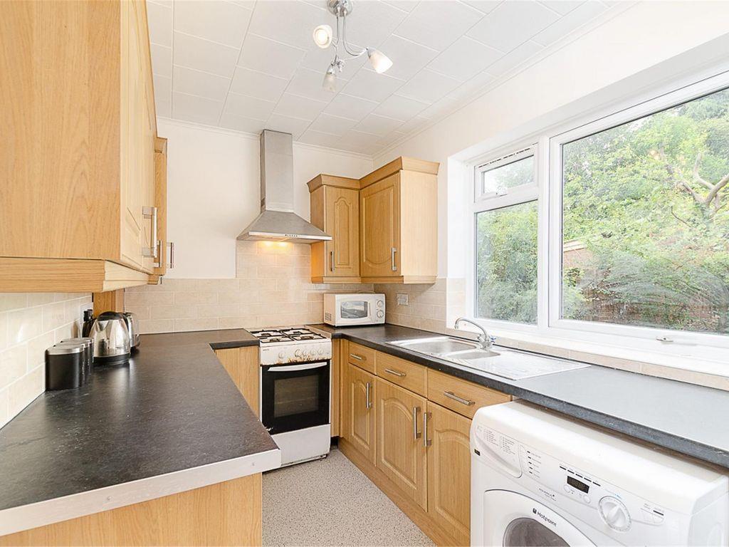 York Road, Cheam, Sutton 1 bed house £975 pcm (£225 pw)