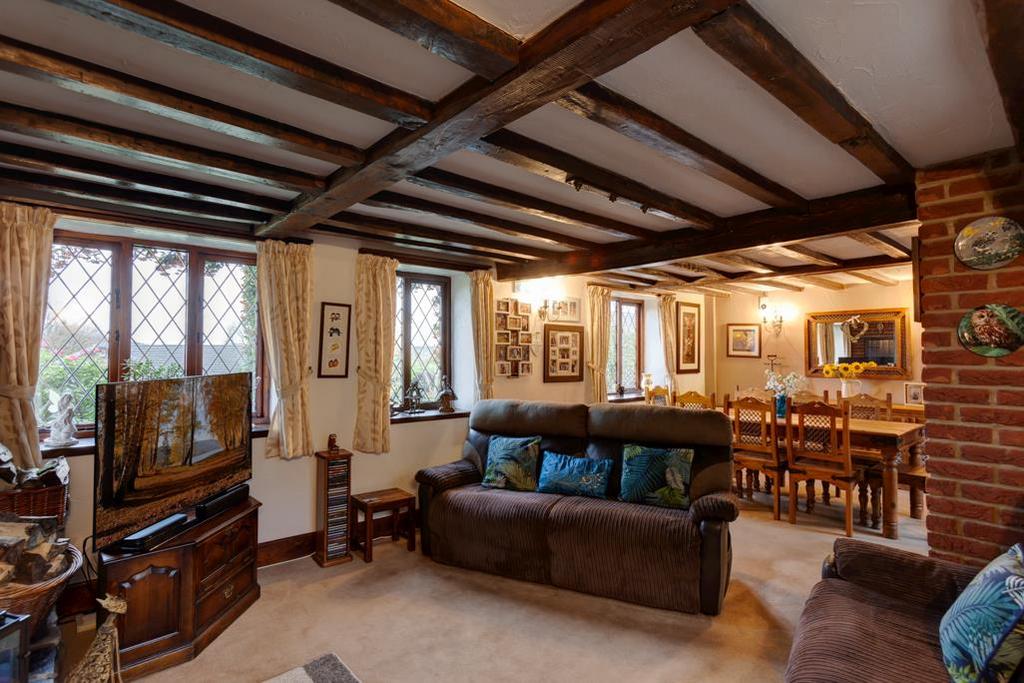 Living/Dining Room