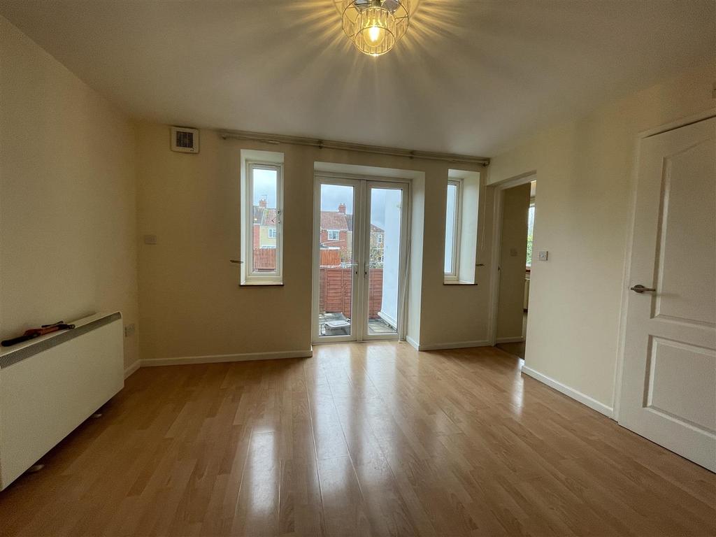 Road, Bristol 2 bed property £1,100 pcm (£