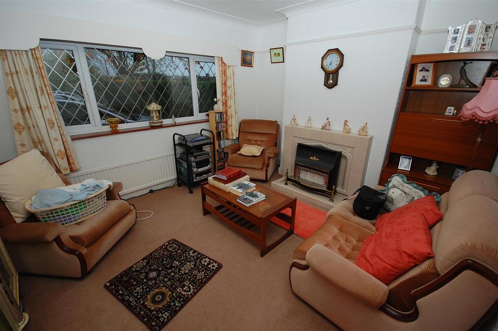 Church Lane, Garforth, Leeds 3 bed semidetached house £230,000