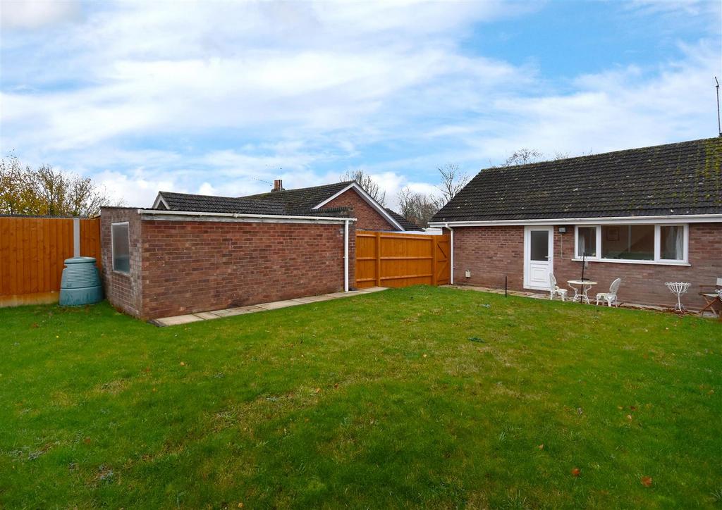 6 Lime Close-Rear.jpg