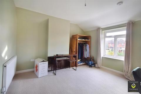3 bedroom semi-detached house to rent - Lewisham Road, Gloucester