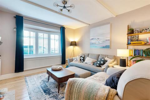 11 Station Road, Carshalton, SM5 2LA