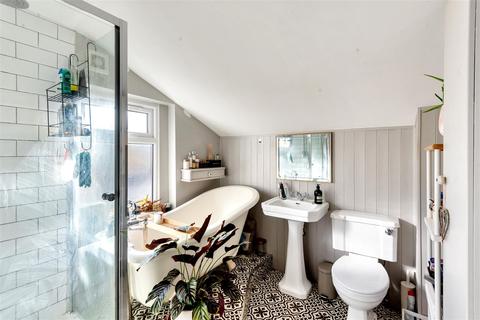11 Station Road, Carshalton, SM5 2LA