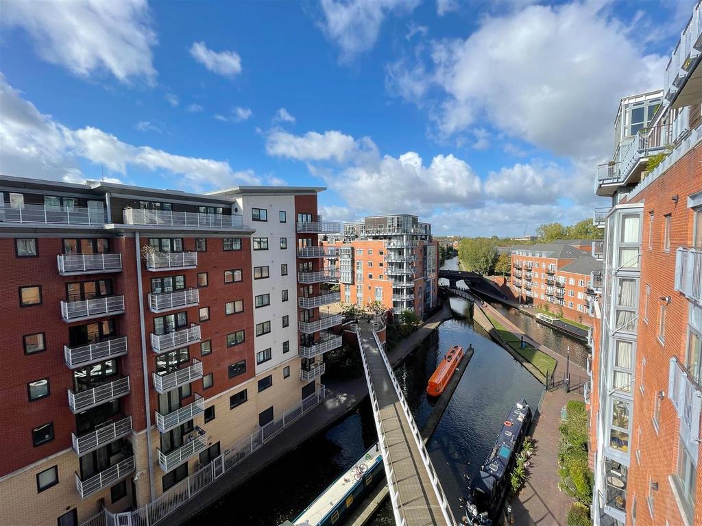 King Edwards Wharf, 25 Sheepcote Street, Birmingham 2 bed penthouse £