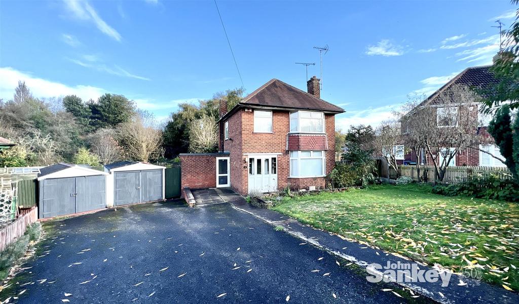 Fairfield Drive, Mansfield 3 bed detached house for sale £295,000