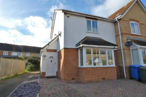 10 Yeates Drive, Kemsley, Sittingbourne, ME10 2UH