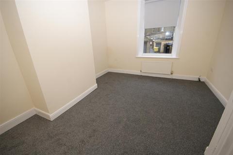3 bedroom end of terrace house to rent - East Parade, Sowerby Bridge