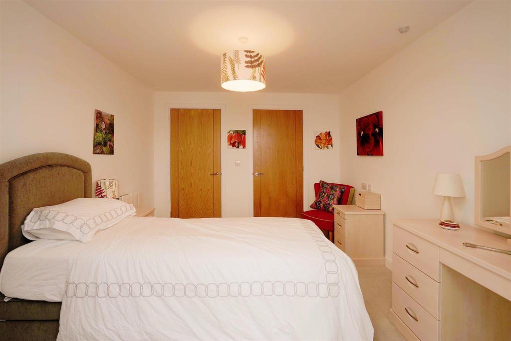 Master bedroom.jpg