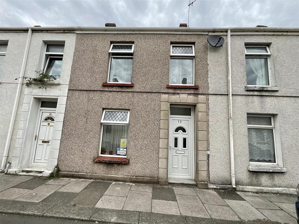 Waterloo Street, Llanelli 3 bed terraced house for sale £99,995