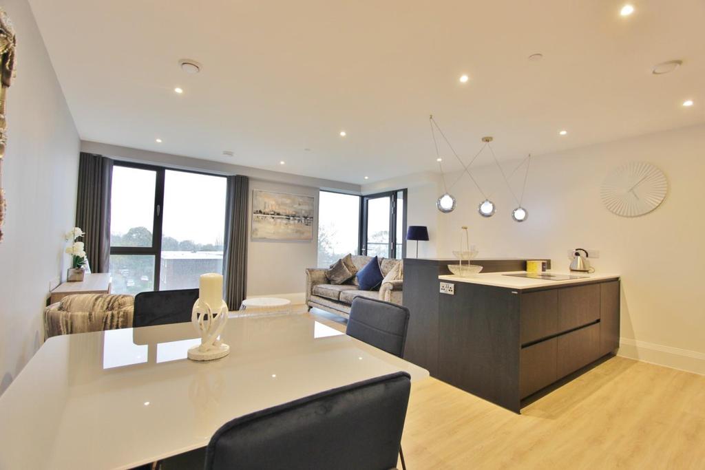 Fulwood Road, Sheffield 2 bed apartment £1,650 pcm (£381 pw)