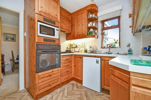 157 Apperley Road, Idle, Bradford, BD10 0AX