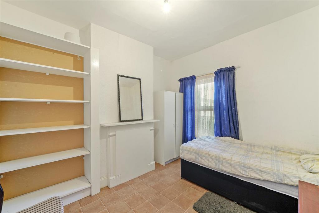 14 Meyrick Road - e Iw MWr Yzv2bpk7s Tdu Fb.jpg