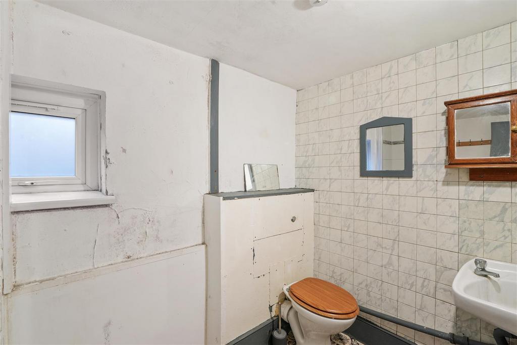 14 Meyrick Road - I5c WXu1z KP6me Skq C4 CI.jpg