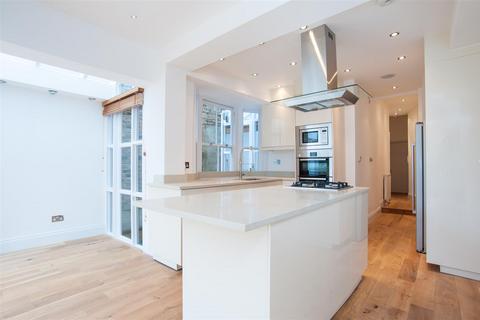 2 bedroom flat to rent, Solent Road, West Hampstead NW6