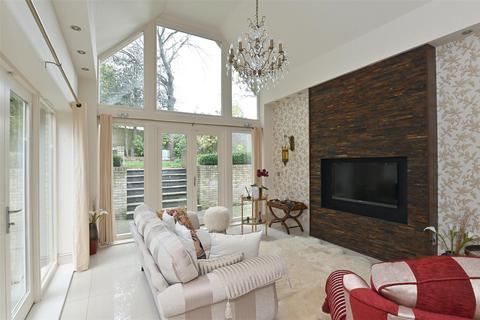 3 Oak View, Sheffield, S17 3RX