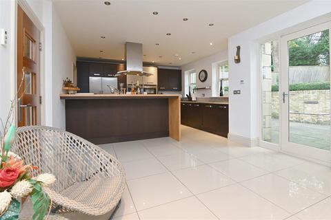 3 Oak View, Sheffield, S17 3RX