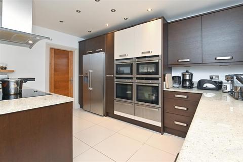 3 Oak View, Sheffield, S17 3RX