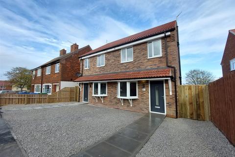 3 bedroom house for sale - The Crescent, Hornsea