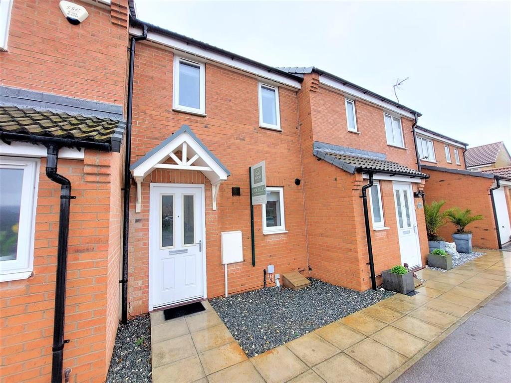 Ashcourt Drive, Hornsea 2 bed terraced house £155,000